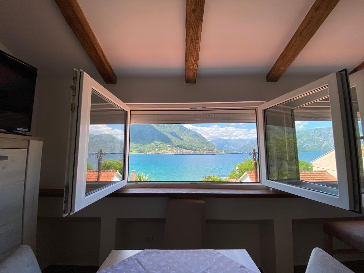 Sunny Bay Apartments Kotor Bagian luar foto