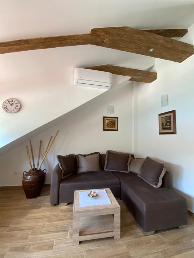 Sunny Bay Apartments Kotor Bagian luar foto