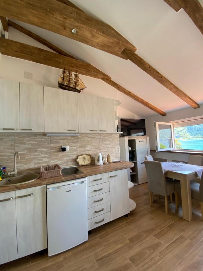 Sunny Bay Apartments Kotor Bagian luar foto