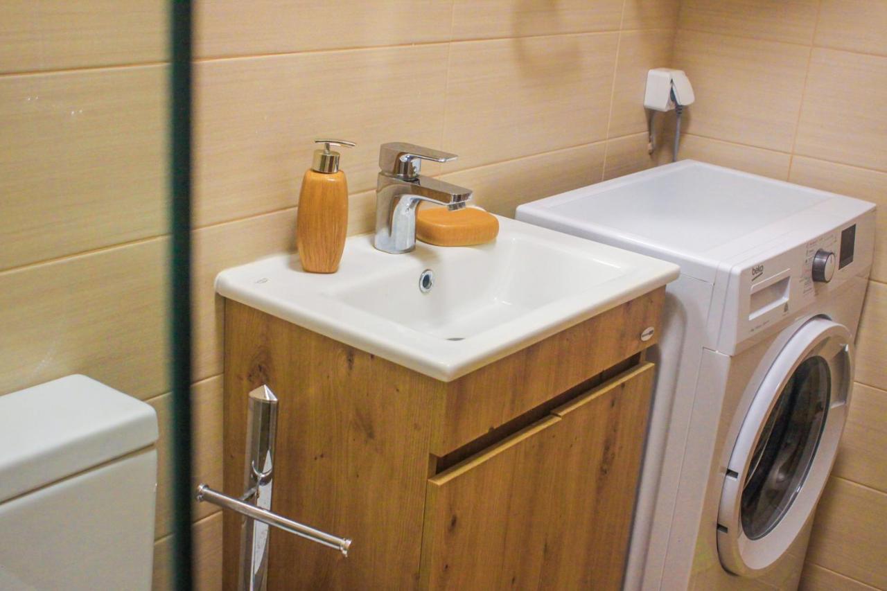Sunny Bay Apartments Kotor Bagian luar foto