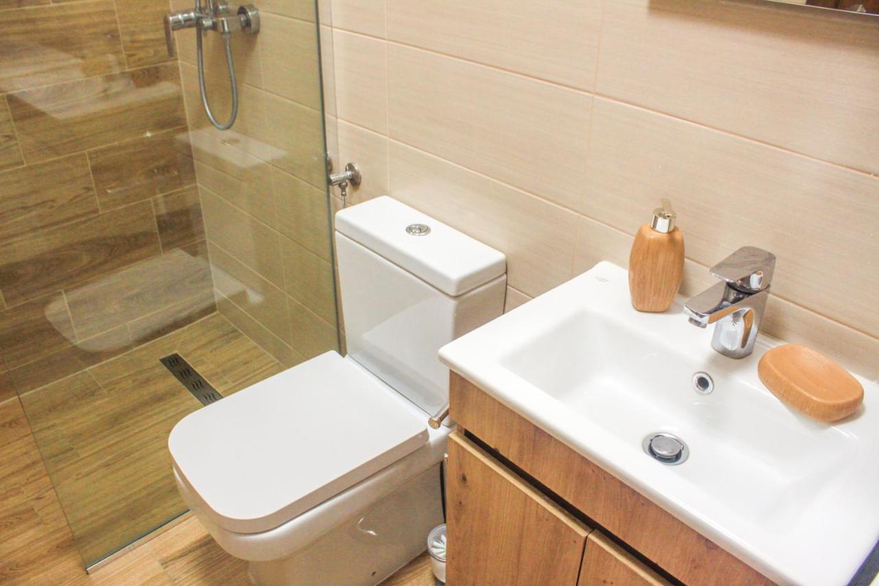 Sunny Bay Apartments Kotor Bagian luar foto
